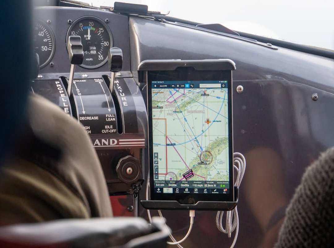 budget flight planning tips
